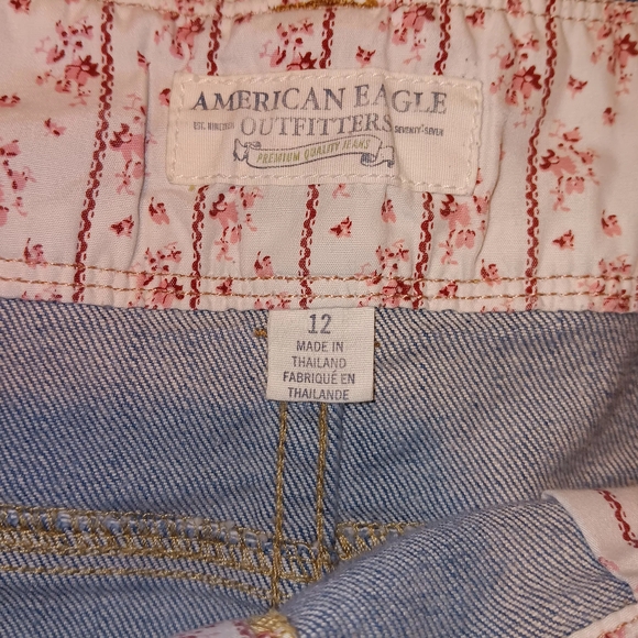 American Eagle Outfitters Light Blue Denim Mini Skirt - Picture 2 of 2